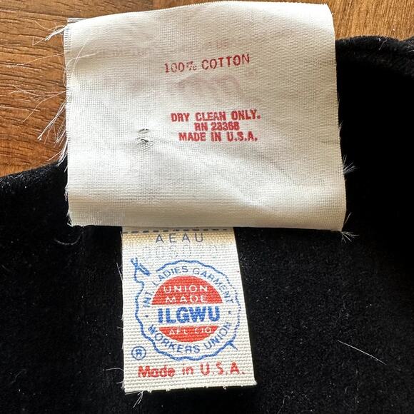 Sandy Shaw Womens Black Dress With Roses Vintage Union Made in USA - Picture 7 of 7